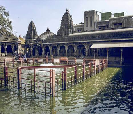 Kushavarta Tirtha